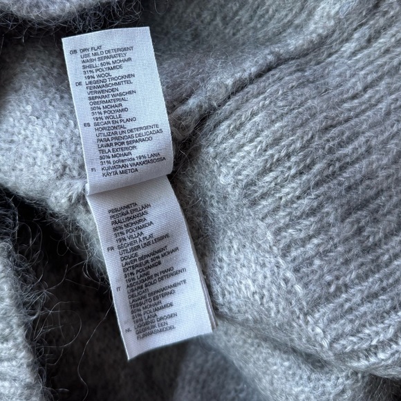 & Other Stories Mohair Wool Blend Gray Sweater Size Small - Picture 5 of 6